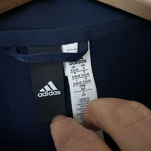 Adidas stripe jacket - Picture 2 of 5